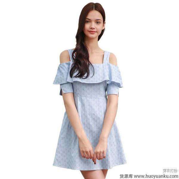 闷热炙烤季,吊带裙化身清凉尤物-第5张图片-货源库 闷热炙烤季,吊带裙化身清凉尤物-第5张图片-货源库