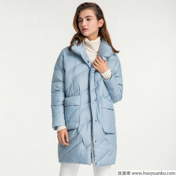 超过一米六的女人,穿什么样的羽绒服?-第7张图片-货源库 超过一米六的女人,穿什么样的羽绒服?-第7张图片-货源库