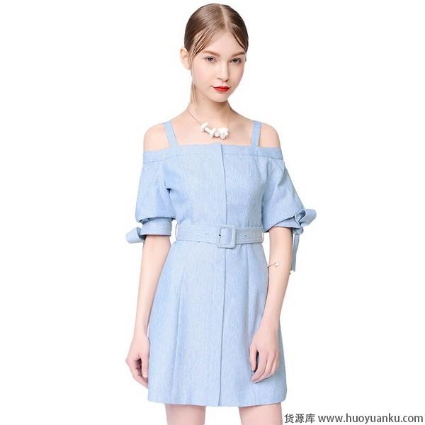 清凉曼妙,吊带连衣裙性感飞扬-第2张图片-货源库 清凉曼妙,吊带连衣裙性感飞扬-第2张图片-货源库