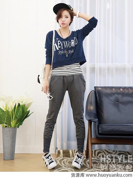 哟哟切克闹美美的衣服来一套