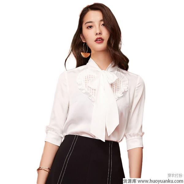百搭无忧愁,小白衫放大招-第11张图片-货源库 百搭无忧愁,小白衫放大招-第11张图片-货源库