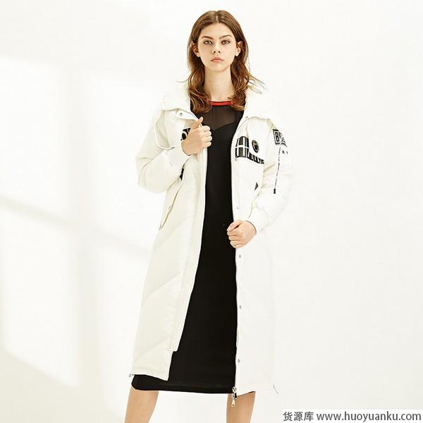 强势种草羽绒服也可以很fashion-第8张图片-货源库 强势种草羽绒服也可以很fashion-第8张图片-货源库