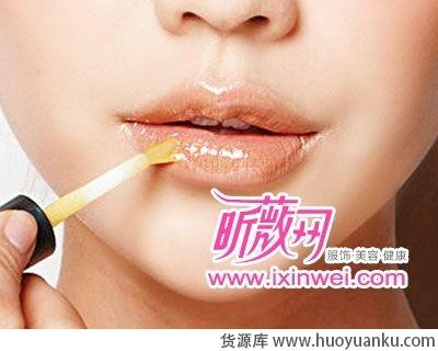 教你打造甜蜜可人俏女郎妆容-第6张图片-货源库 教你打造甜蜜可人俏女郎妆容-第6张图片-货源库