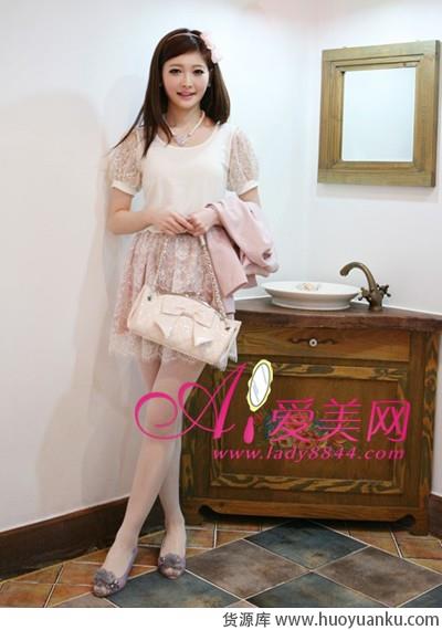 粉嫩单品搭出公主范-第5张图片-货源库 粉嫩单品搭出公主范-第5张图片-货源库
