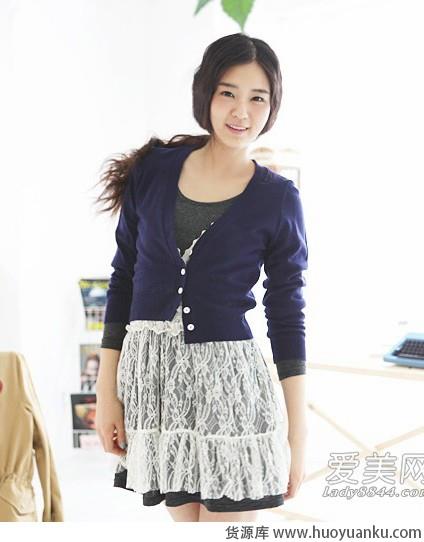 轻熟女装扮优雅甜美兼具-第8张图片-货源库 轻熟女装扮优雅甜美兼具-第8张图片-货源库